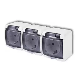   Aquastar földelt csf. dugaszolóaljzat, 3-as, átlátszó IP54 22131