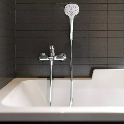 Hansgrohe Croma Select E 1jet zuhanyszett zuhanyrúddal 125 cm fehér króm 26424400