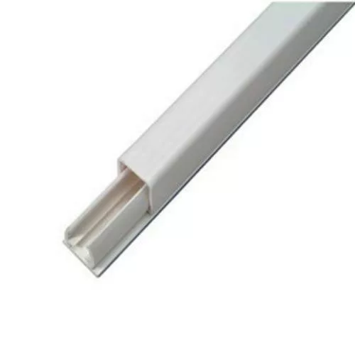 Legrand - Műanyag csatorna 11x10,6mm tetővel fehér öntapadós (030098)