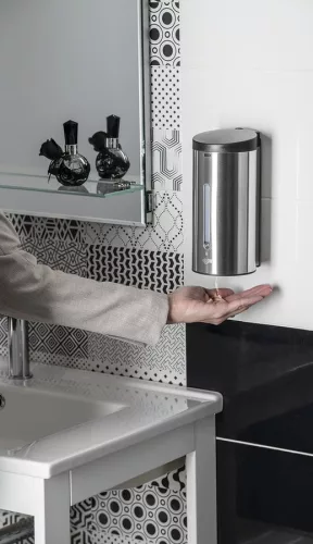 érintésmentes folyékony szappanadagoló, 650mm, csiszolt inox (SE071)